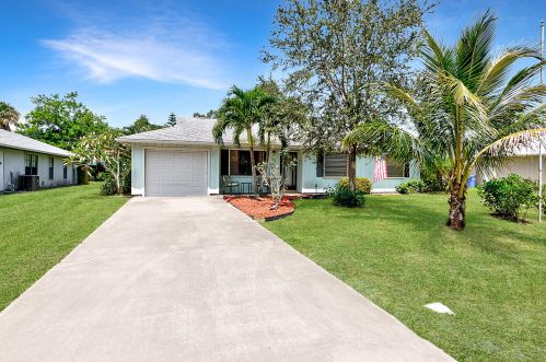 109 13th Ave, Vero Beach, FL 32962-2848