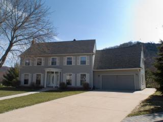 2646 Hackberry Ln, La Crosse, WI 54601-3911