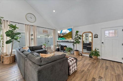 6176 Palau St, Cypress CA  90630-5666 exterior