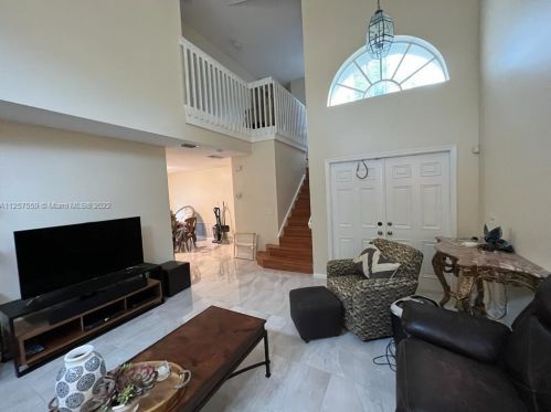 2348 177th Ave, Hollywood FL  33029-5134 exterior