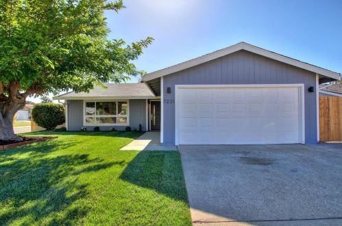 7221 Windjammer Way, Citrus Heights CA  95621-3440 exterior