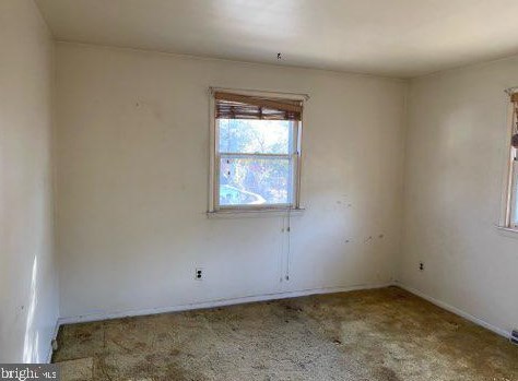 6862 Waldorf Ave, Camden NJ  08105-2821 exterior