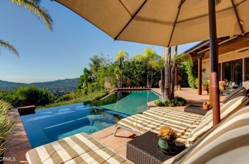 5320 Ivafern Ln, La Canada CA  91011-2811 exterior