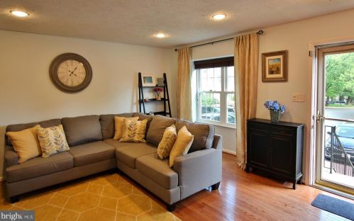 7616 Whitly Way, Lorton VA  22079-1745 exterior