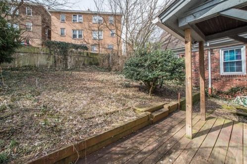 2920 Glendale Ave, Pittsburgh PA 15227-2537 exterior