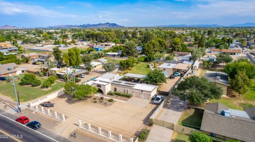 4001 Yorkshire Dr, Glendale, AZ 85308-7552