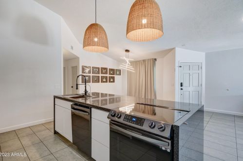 4945 Acoma Dr, Glendale AZ  85306-3827 exterior