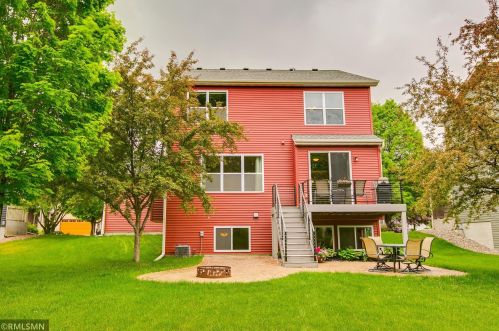 11618 Arnold Palmer Dr, Minneapolis, MN 55449-5498