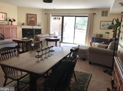 19 Gallo Ct, Trenton NJ  08648-1479 exterior