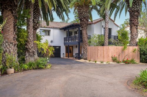 560 Apple Grove Cir, Santa Barbara CA  93105-4086 exterior