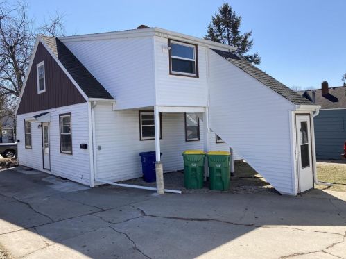 504 Abrams St, Green Bay, WI 54302-3212