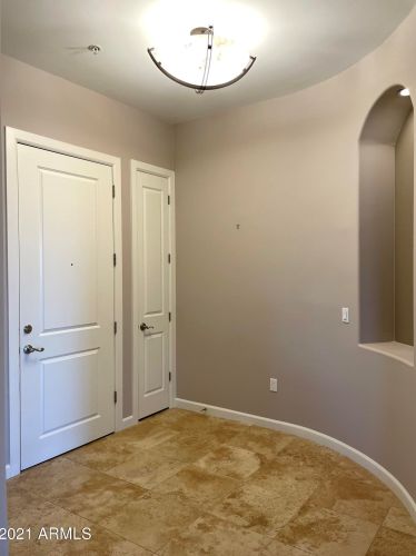 7291 Scottsdale Rd, Scottsdale AZ 85253-3617 exterior