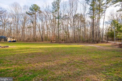 10629 Catharpin Rd, Spotsylvania VA 22551-4505 exterior