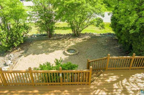 526 Lake St, Chisholm MN  55719-1334 exterior