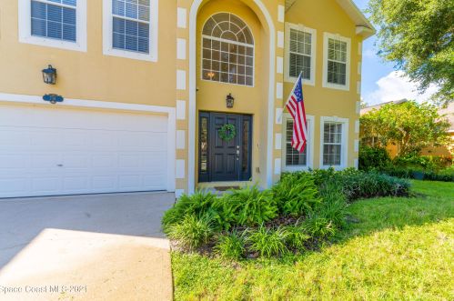 716 Mason Dr, Titusville, FL 32780-9121