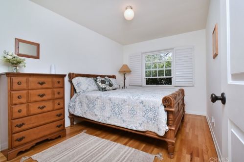 5648 Murietta Ave, Van Nuys CA  91401-4708 exterior