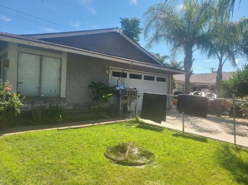 3872 Driving Range Rd, Riverside, CA 92509-6833