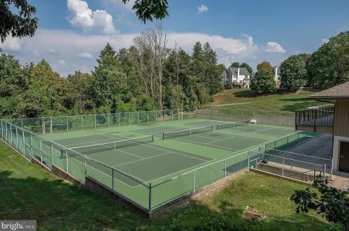 909 Pritchard Pl, Newtown Square PA  19073-3036 exterior