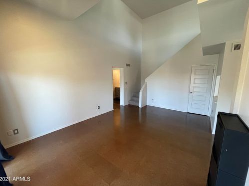 3500 Hayden Rd, Scottsdale AZ  85251-4719 exterior