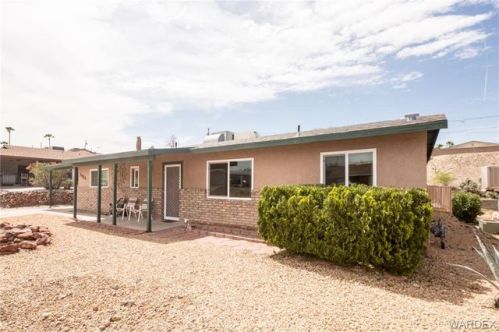 1453 Rio Vista Dr, Bullhead City, AZ 86442-6882
