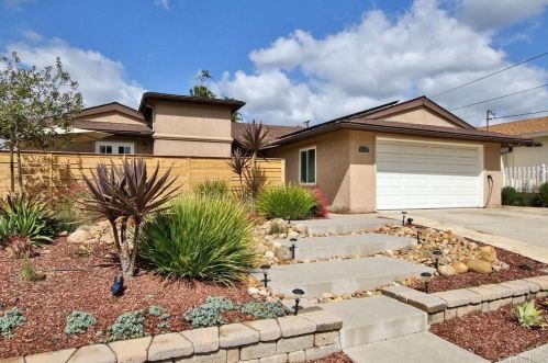 6352 Lake Dora Ave, San Diego CA 92119-3128 exterior