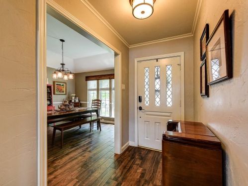 1218 Huntington Dr, Richardson TX  75080-2929 exterior