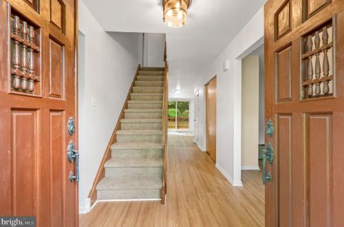 241 Marple Rd, Haverford, PA 19041-1029