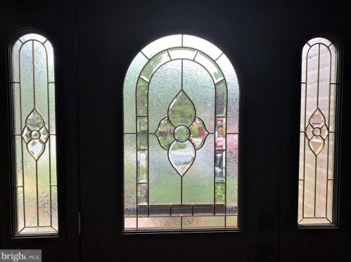 1331 Westminster Dr, Downingtown PA  19335-3652 exterior