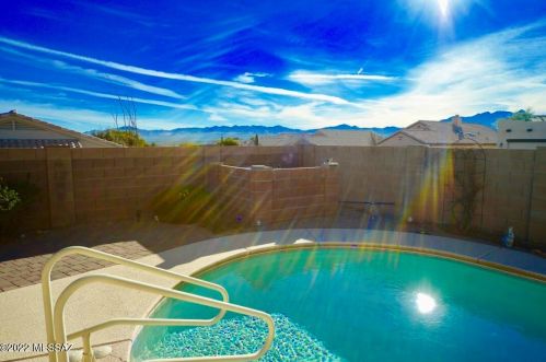 1660 Rio Chico, Green Valley, AZ 85614-5285