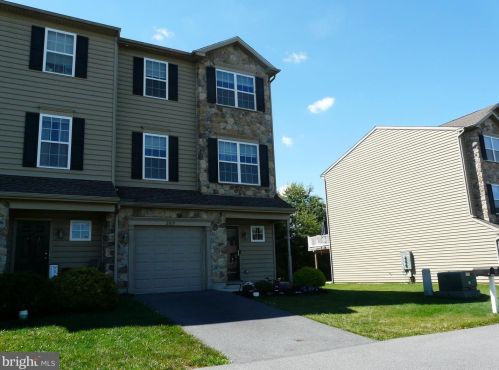 2019 Crown Mill Dr, Centre, PA 19541-9403
