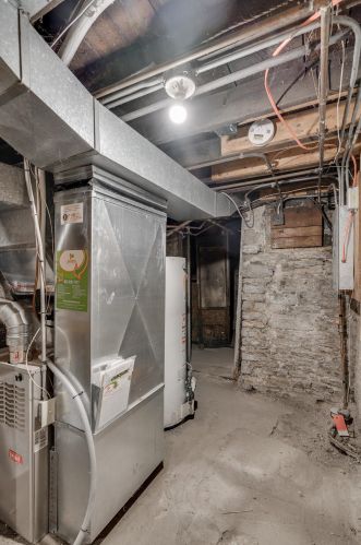 1663 Carroll Ave, Saint Paul MN  55104-5220 exterior