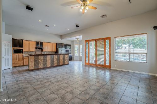 5330 Angela Dr, Scottsdale AZ 85254-6409 exterior