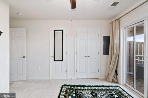 15739 John Diskin Cir, Woodbridge VA  22191-6551 exterior