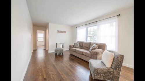 802 Cheryl Ln, Lexington, KY 40504-2318