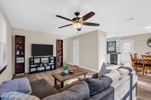 363 Kelly Ave, Bricktown NJ  08724-2230 exterior