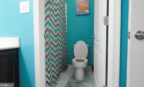 3566 Muirwood Dr, Newtown Square PA  19073 exterior