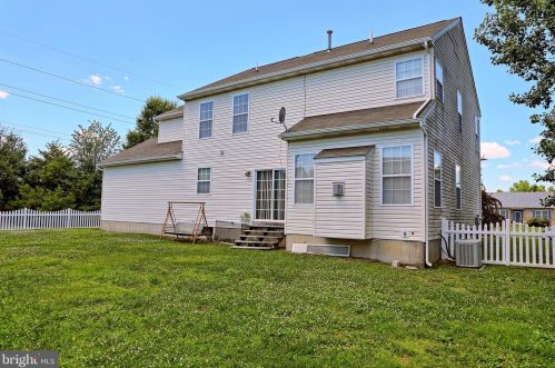 43 Wooten Ct, Dover DE  19904-3863 exterior