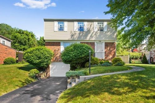 738 Lucy Dr, Pittsburgh, PA 15236-3359