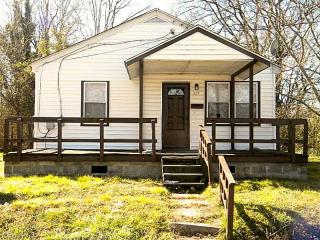 117 4th St, Suffolk, VA 23434-3501