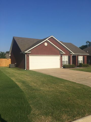 412 Silverstone Dr, Jonesboro, AR 72404-5010