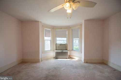 324 New St, Lancaster PA  17602-2051 exterior