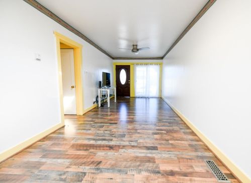 891 Huntington Ave, San Bruno, CA 94066-3103