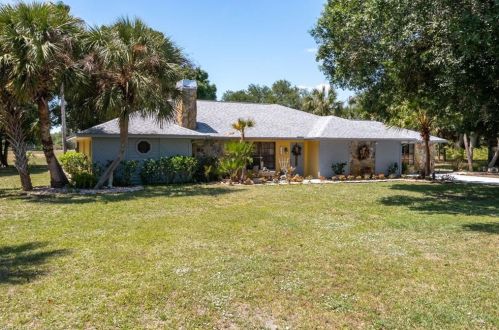 1707 Roosevelt Ave, Lehigh Acres, FL 33972-1719