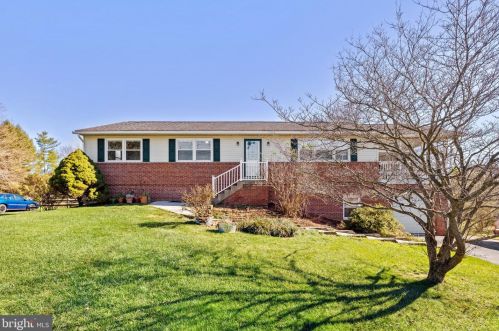 2102 Flowing Springs Rd, Charles Town WV  25414-5853 exterior