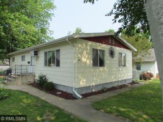 918 12th St, Brainerd MN  56401-4203 exterior