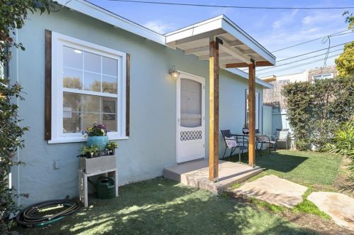 4764 Dawes St, San Diego CA 92109-1843 exterior