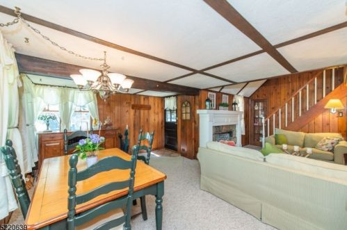 21 Lagoon Trl, Kinnelon NJ  07405-3310 exterior