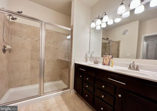 4836 Dane Ridge Cir, Woodbridge VA  22193-6520 exterior