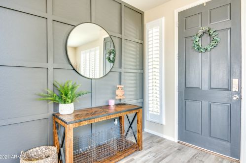 6223 30th Dr, Phoenix, AZ 85041-6210