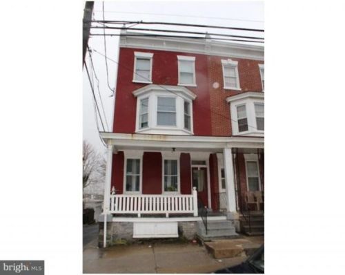 17 Dauphin St, Lancaster PA  17602-4367 exterior